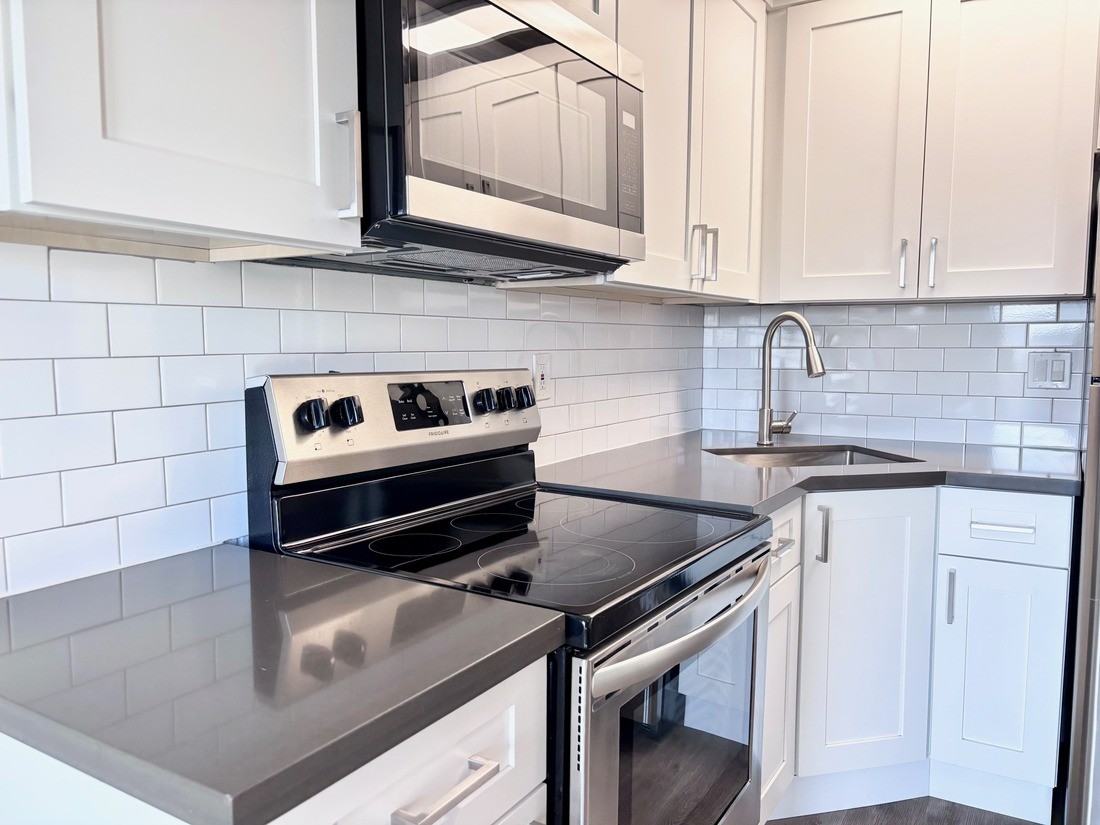 402 N 10th St #14 - Photo 4 of 18