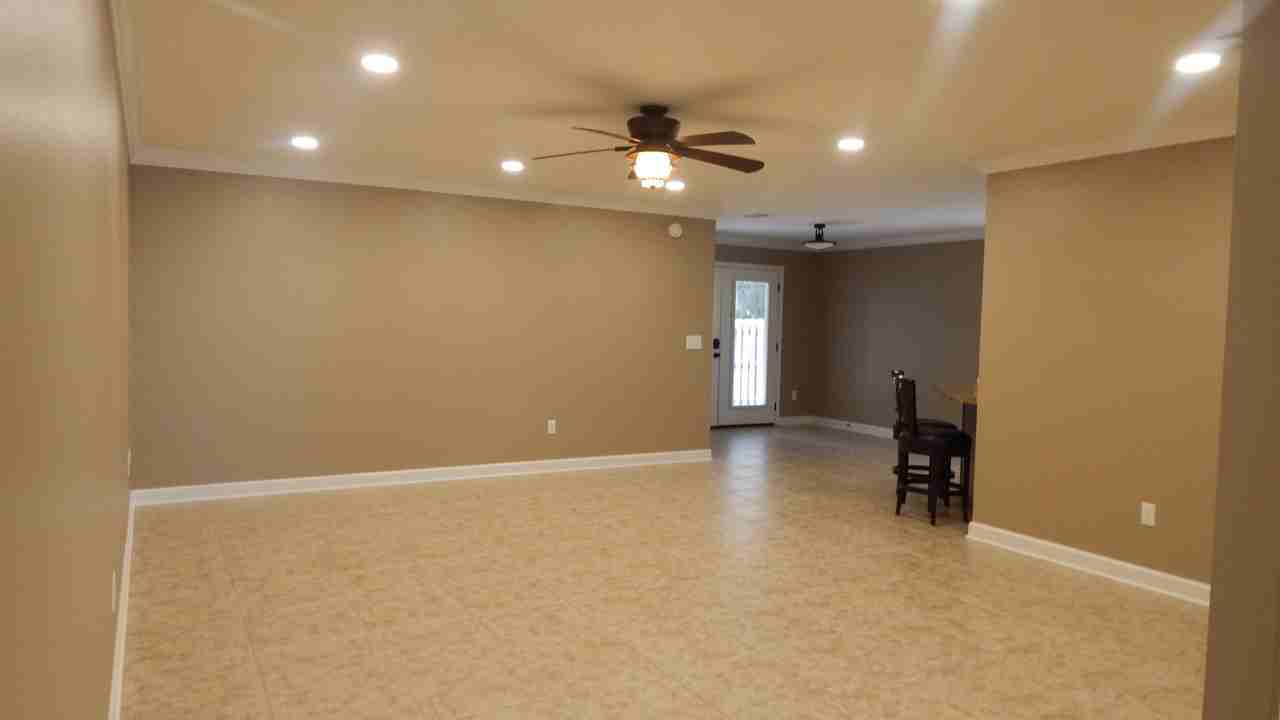 65 10th St #NA - Photo 2 of 25