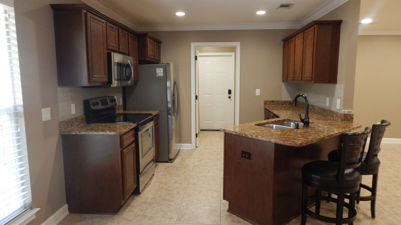 65 10th St #NA - Photo 4 of 25