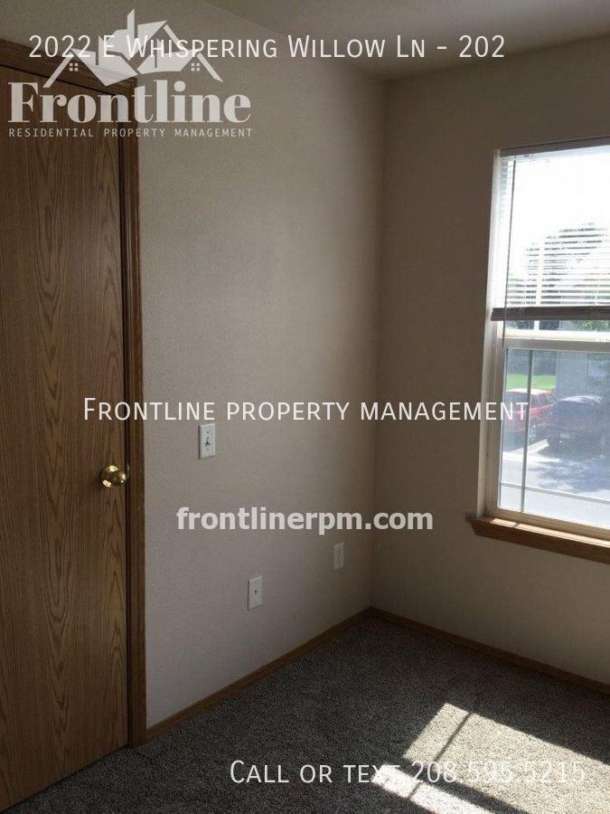 2022 East Whispering Willow Lane #202 - Photo 4 of 6