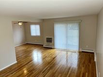 Brafferton Square Apts - Photo 1 of 1