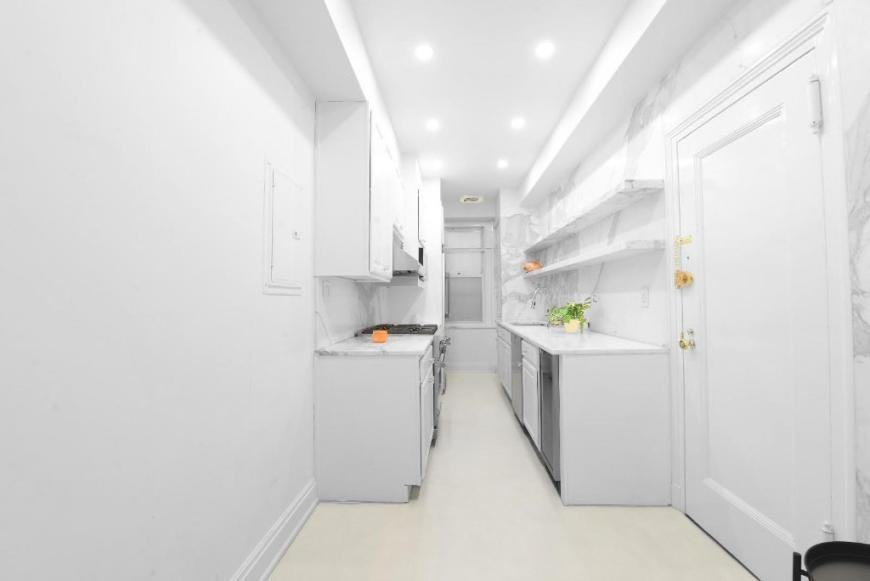 128 Central Park South - Photo 3 of 10