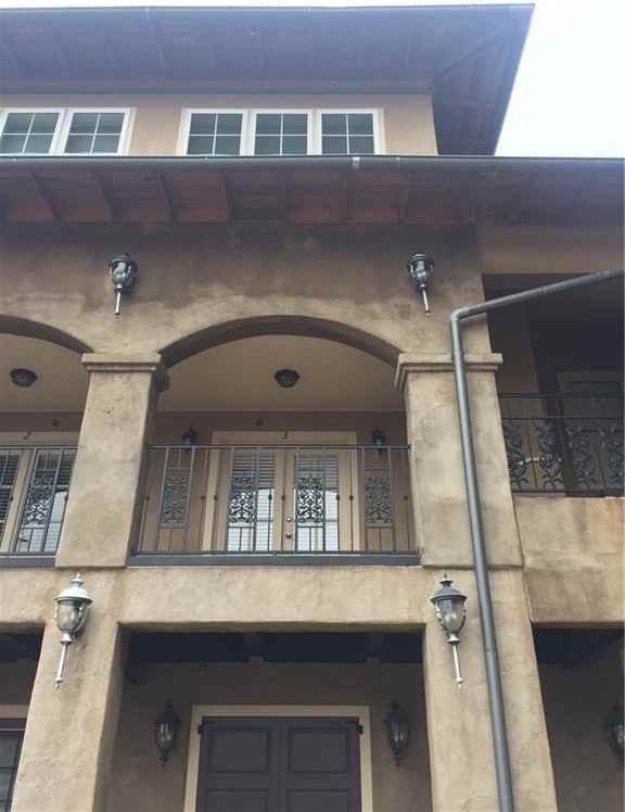 211 North Thompson Avenue #3