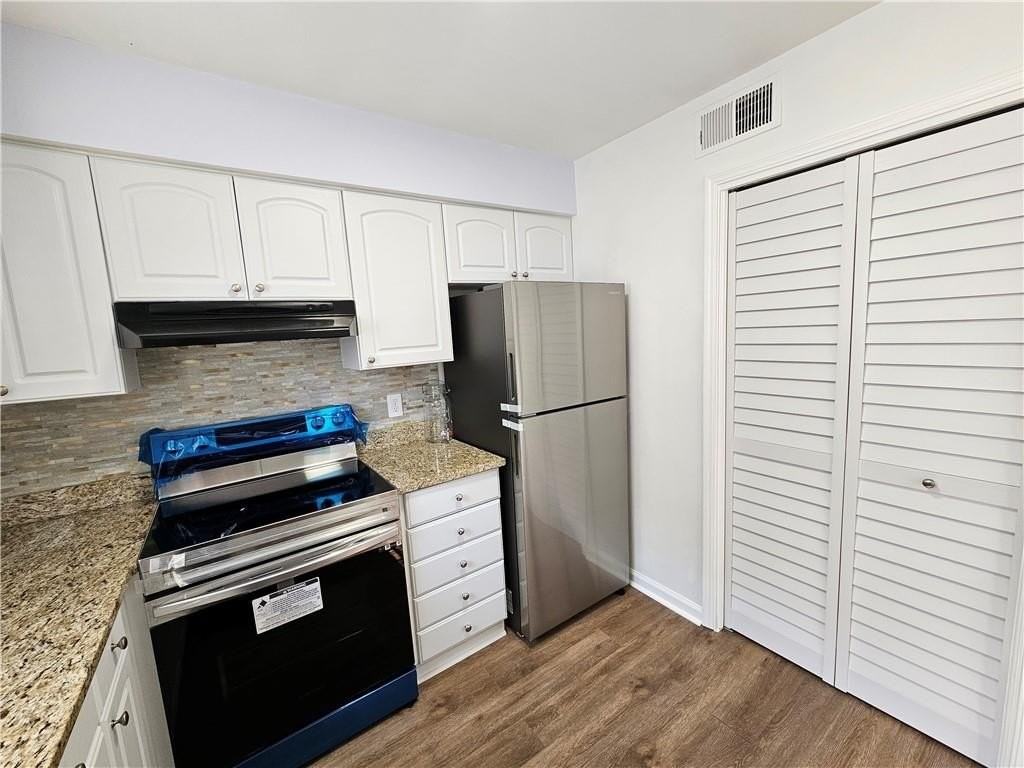 173 Amherst Pl Nw - Photo 6 of 45