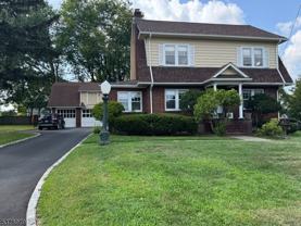 3 James Pl - Photo 1 of 1