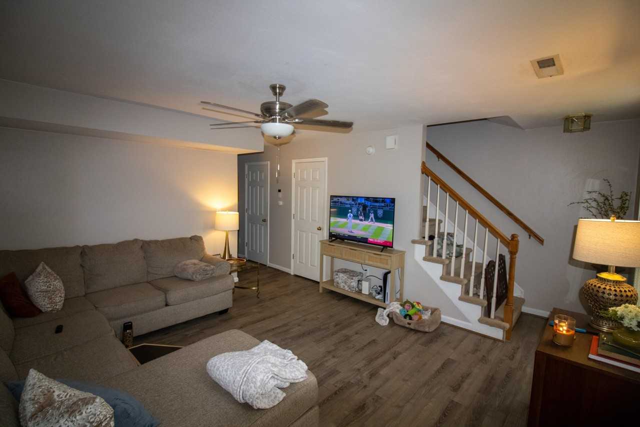 Cresthill Drive - Photo 2 of 16