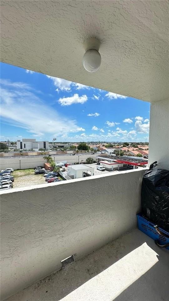 6060 W 21st Ct #604 - Photo 6 of 17