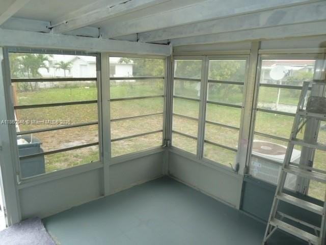 2611 Johnson St - Photo 4 of 29