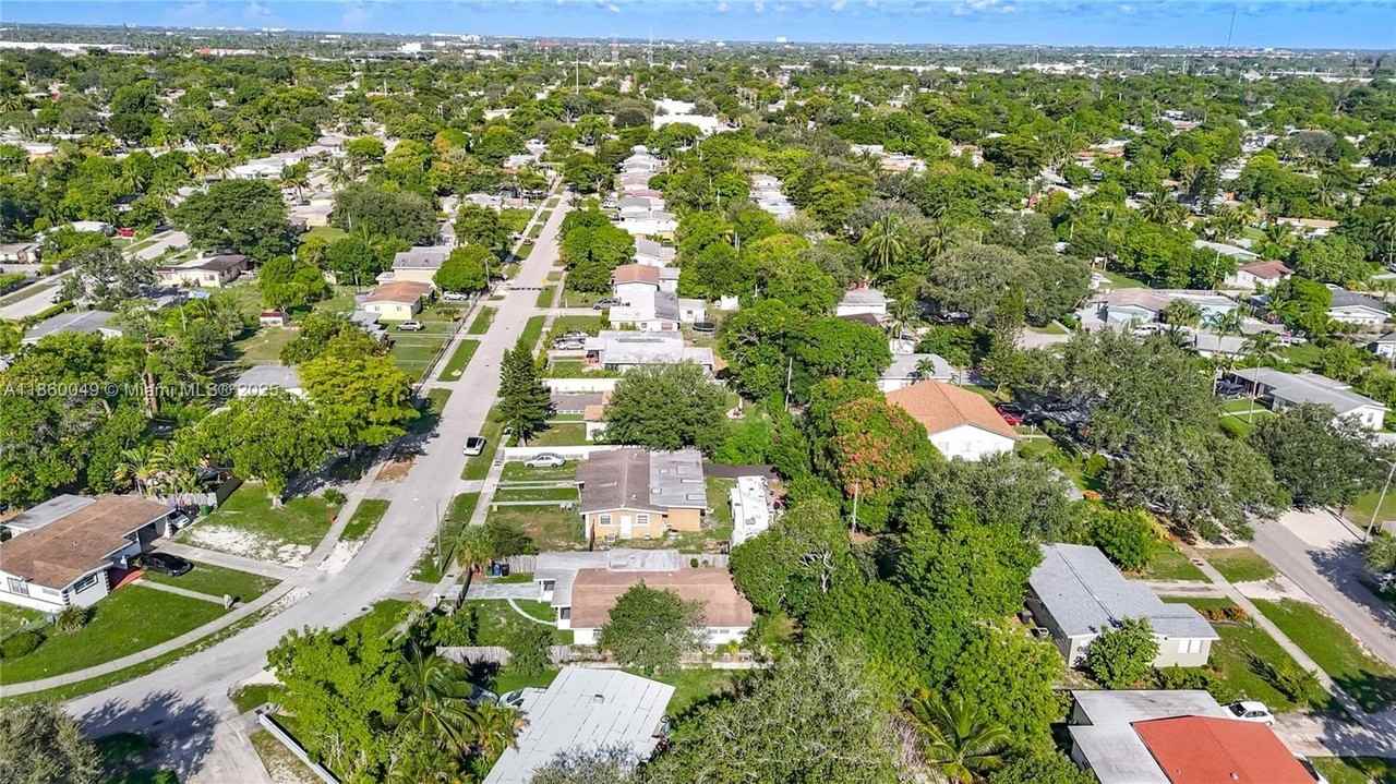 921 Northwest 14th Street