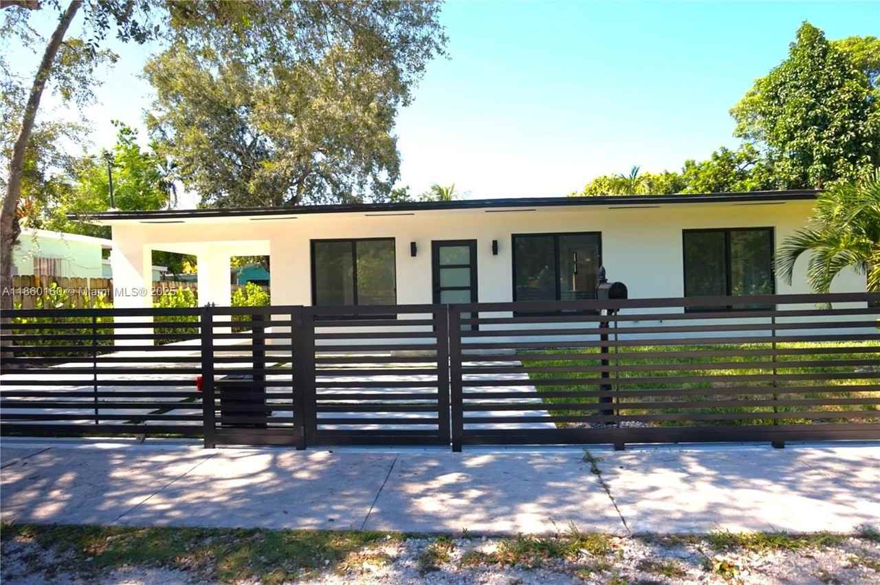 53 Nw 68th St #0 - Photo 3 of 36