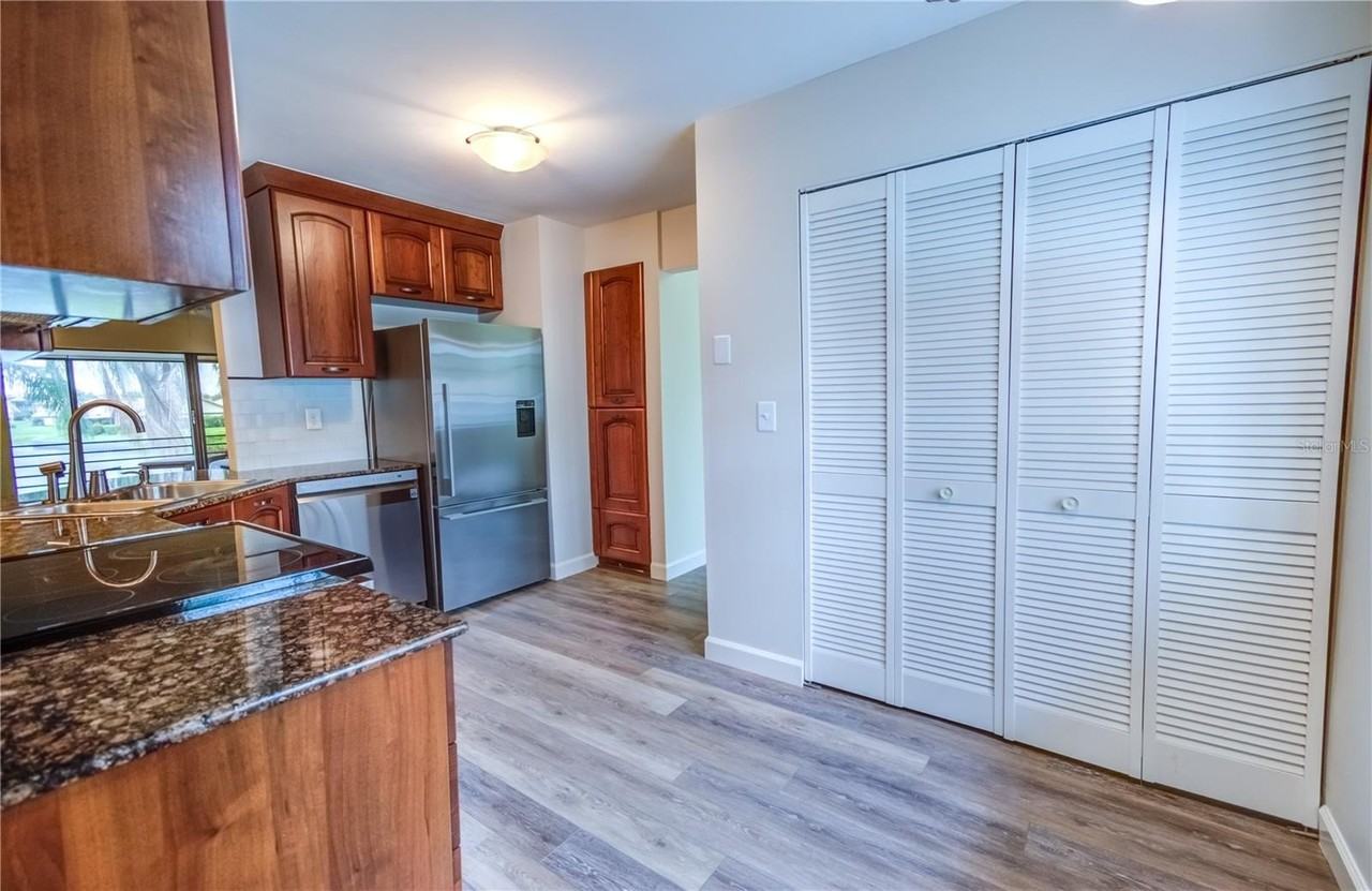 600 Carriage House Ln #201 - Photo 7 of 23