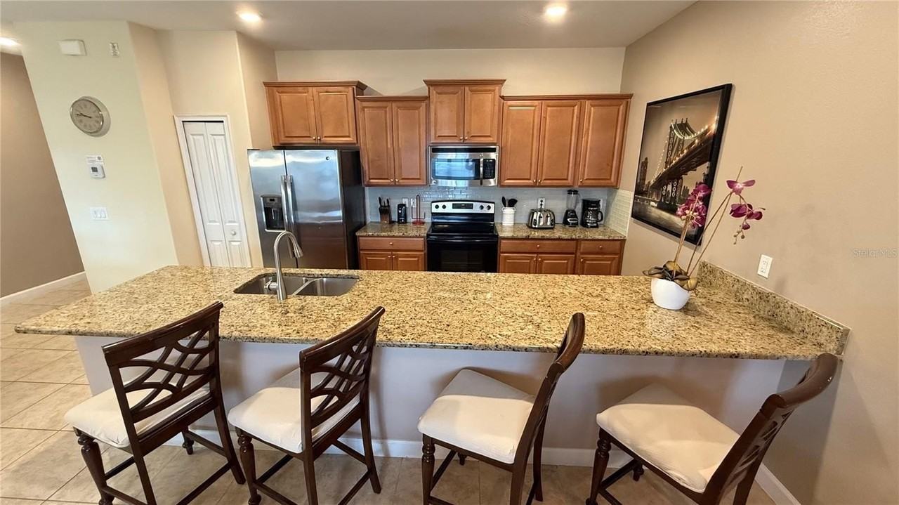 4794 Clock Tower Dr - Photo 5 of 50