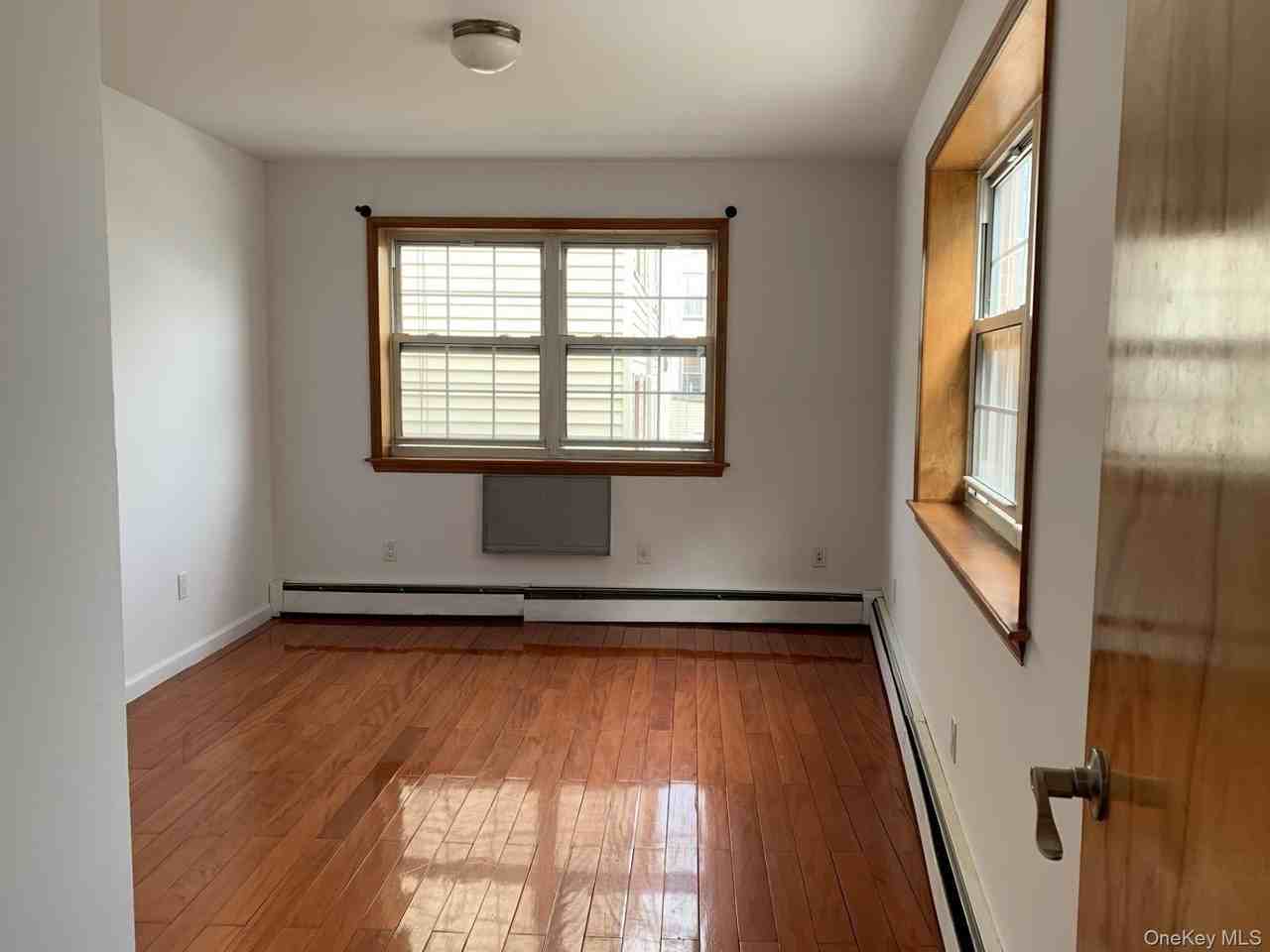 7056 45th Ave - Photo 3 of 10