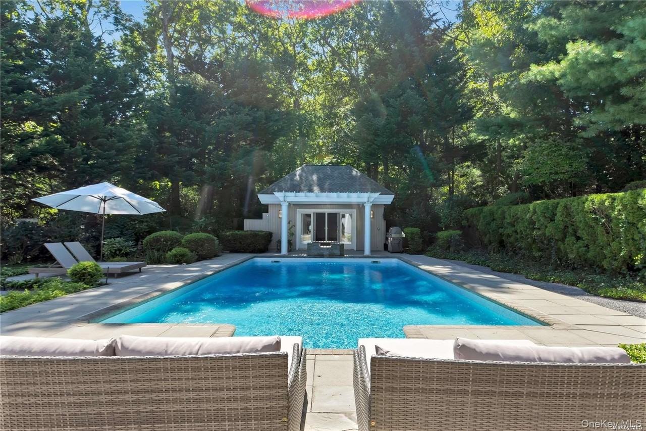 170 Northside Dr - Photo 2 of 32