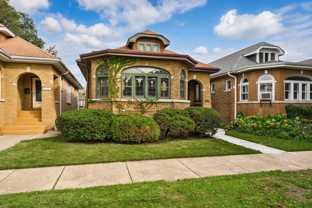 6739 N Rockwell St - Photo 1 of 1