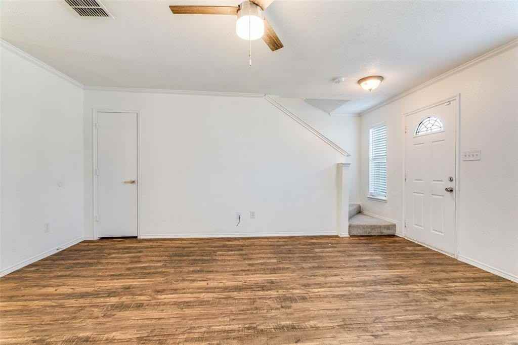 5616 Giddyup Ln - Photo 5 of 28