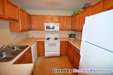 913 Serenity Cir - Photo 2 of 15