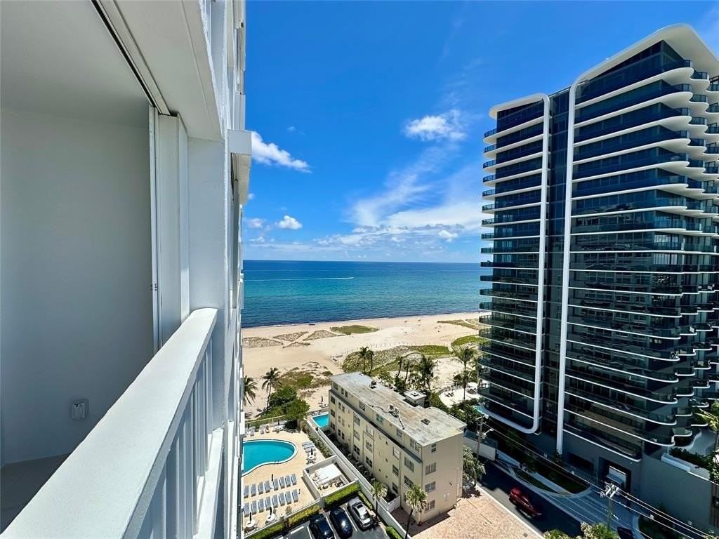 1012 N Ocean Blvd #1512