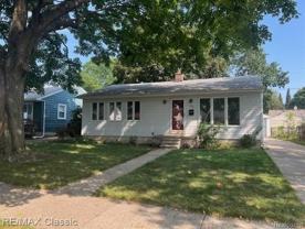 913 Amelia Ave - Photo 1 of 1