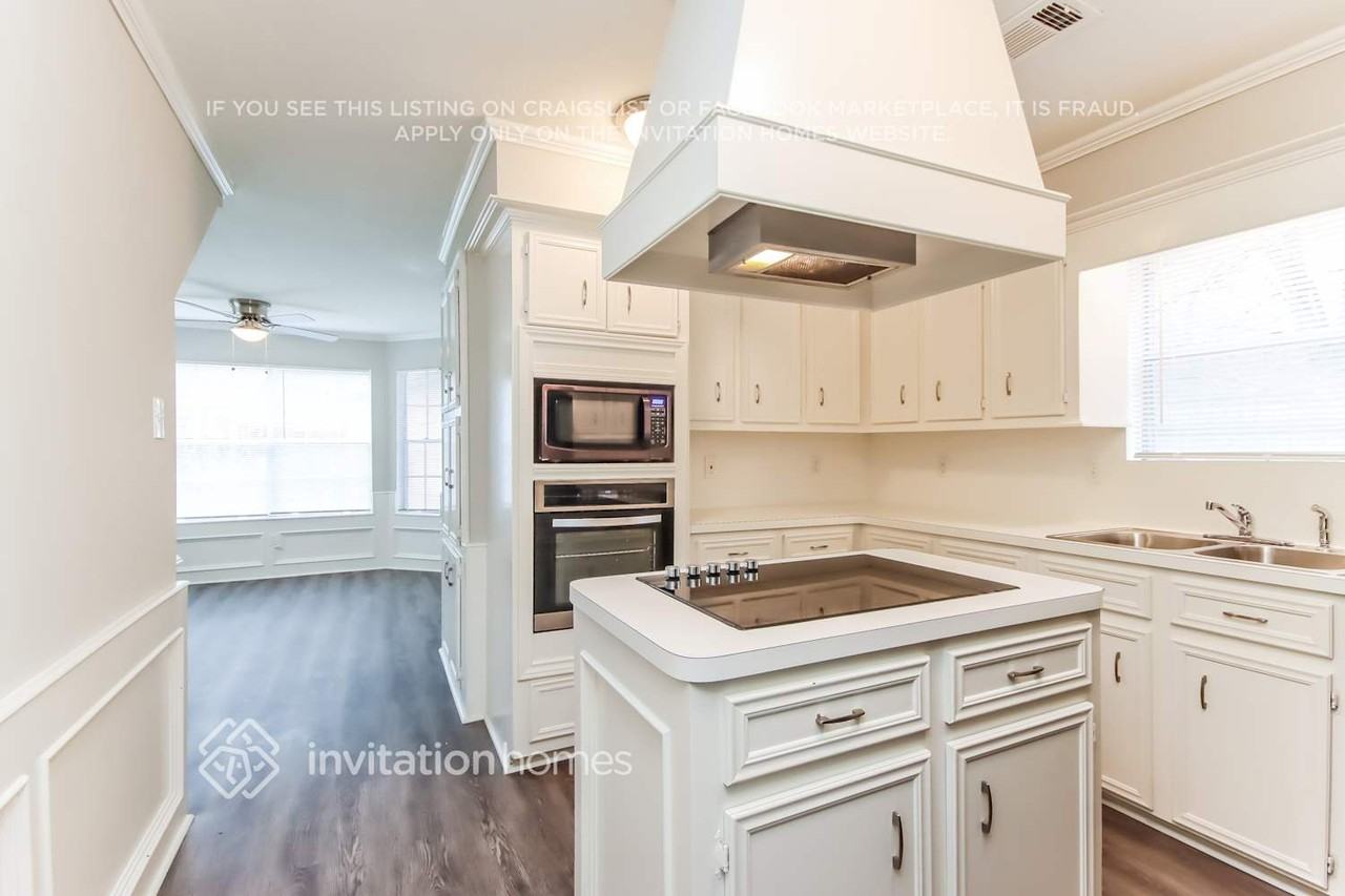 3807 El James Drive - Photo 5 of 14