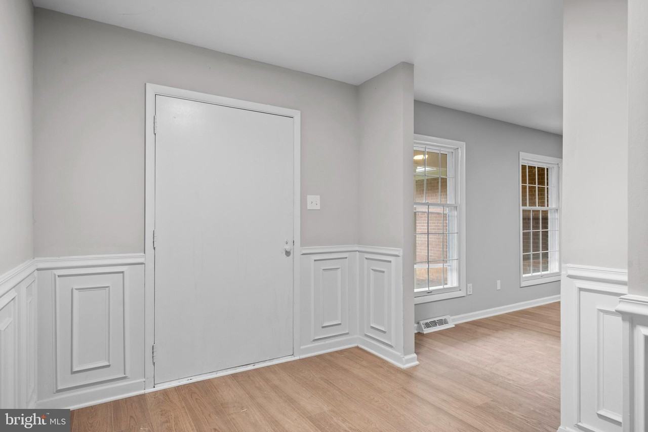 7795 Penn Manor Ct - Photo 2 of 50