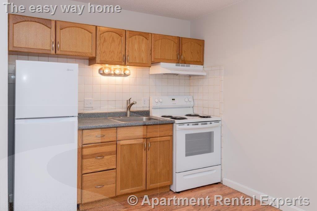 162 Summer St #15 - Photo 4 of 5
