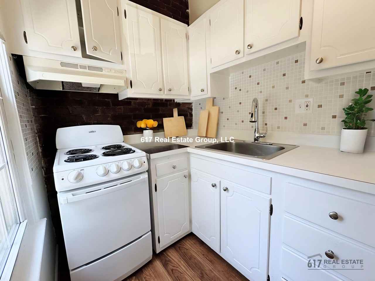 70 S Huntington Ave #3A - Photo 3 of 13