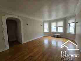 1800 W Farwell Ave #3B - Photo 1 of 1