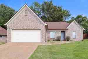 featured image of 185 Village Dr