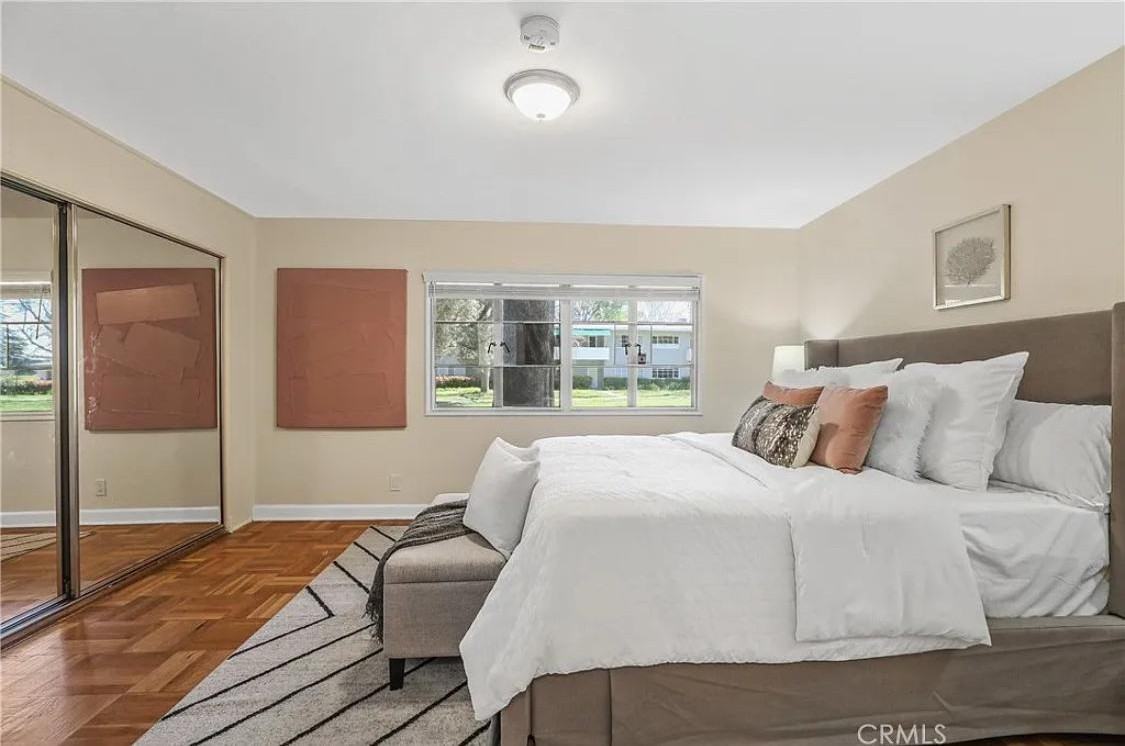 5340 Village Grn - Photo 3 of 8