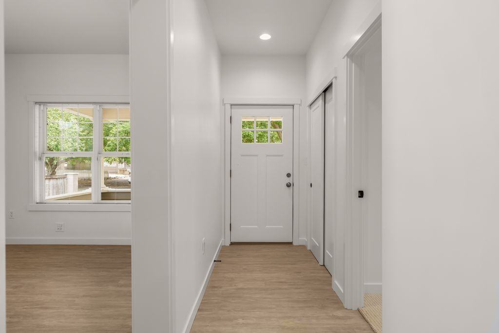 6507 41st Ave Sw #NA - Photo 2 of 19