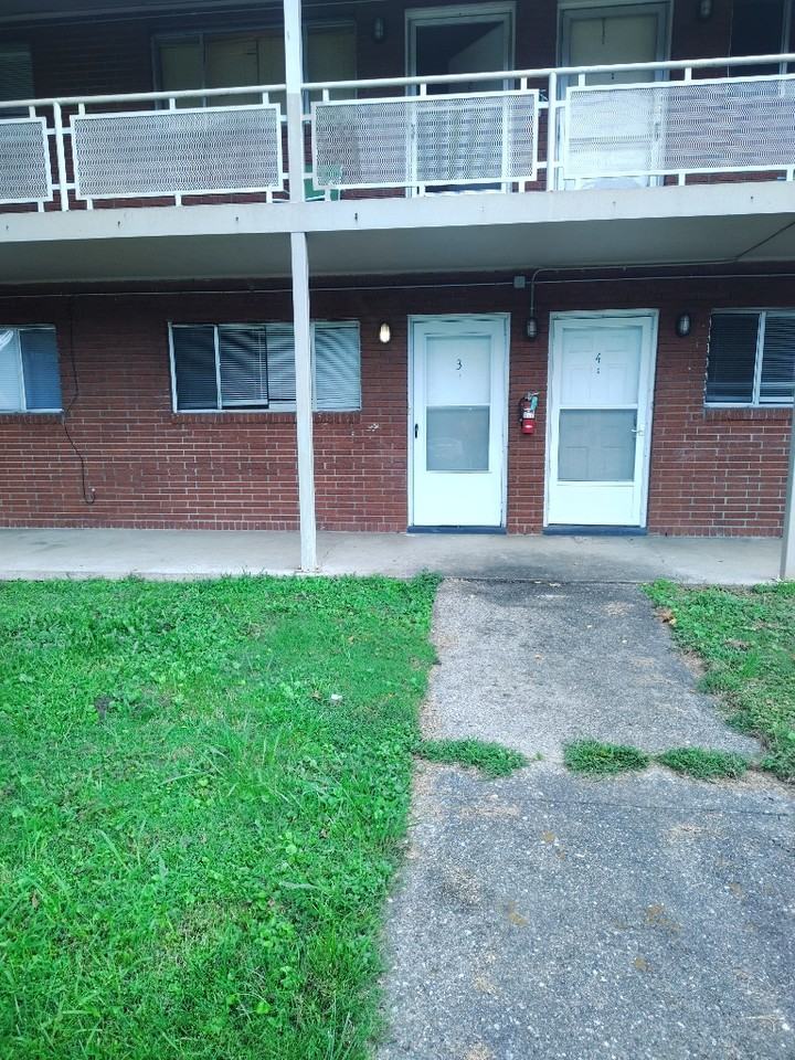 Holston Apartments - Photo 6 of 20