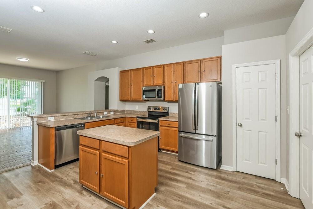 5652 Sycamore Canyon Dr - Photo 6 of 16