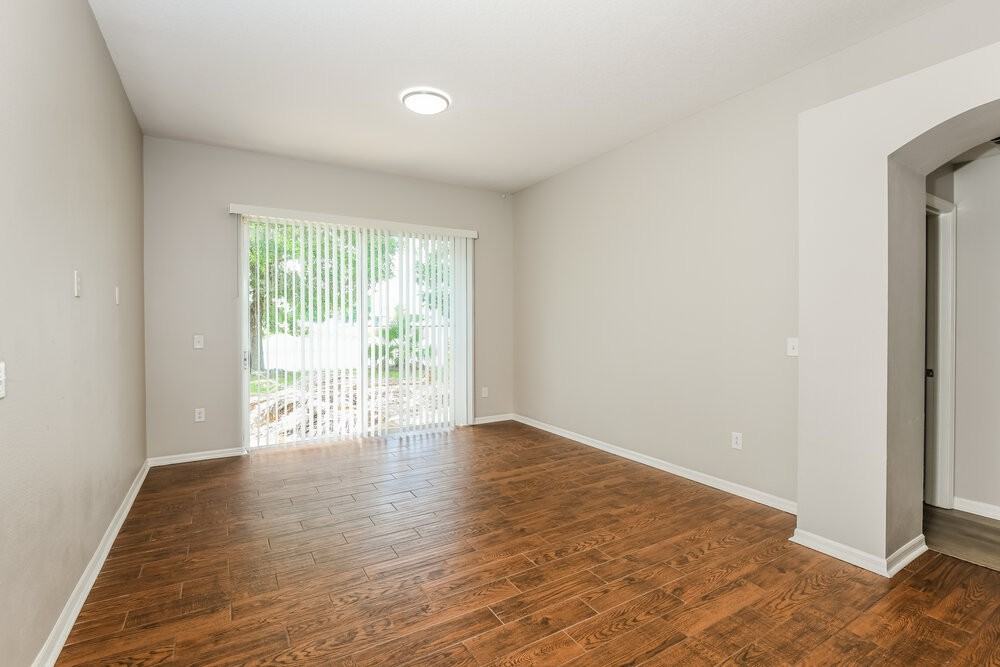 5652 Sycamore Canyon Dr - Photo 7 of 16