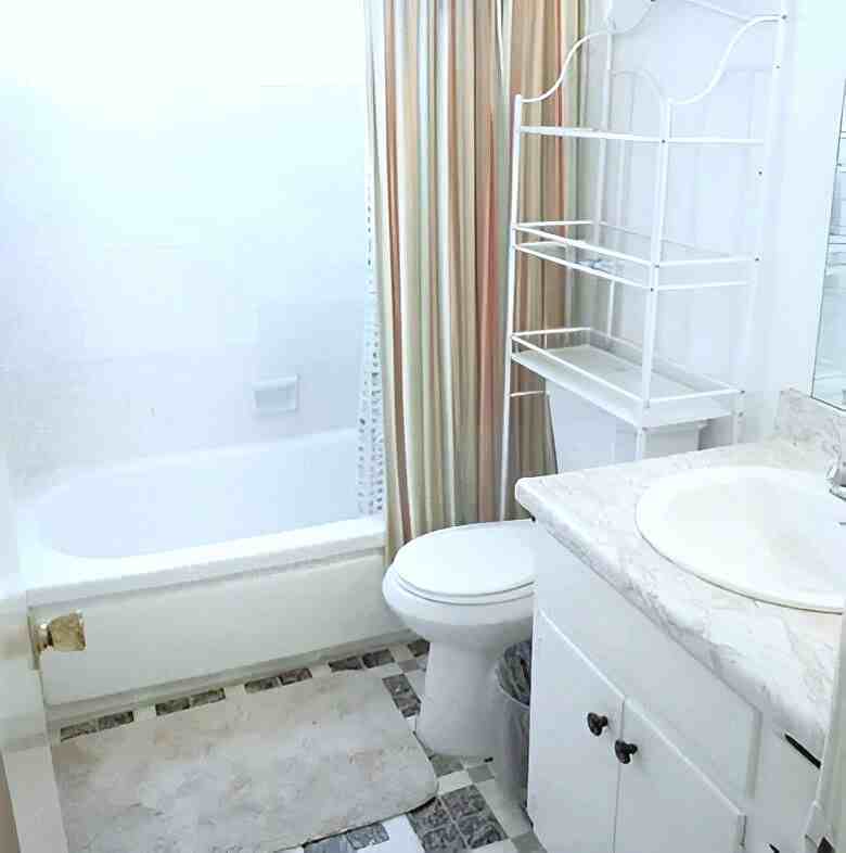 901 North Ogden Drive #3b - Photo 5 of 10