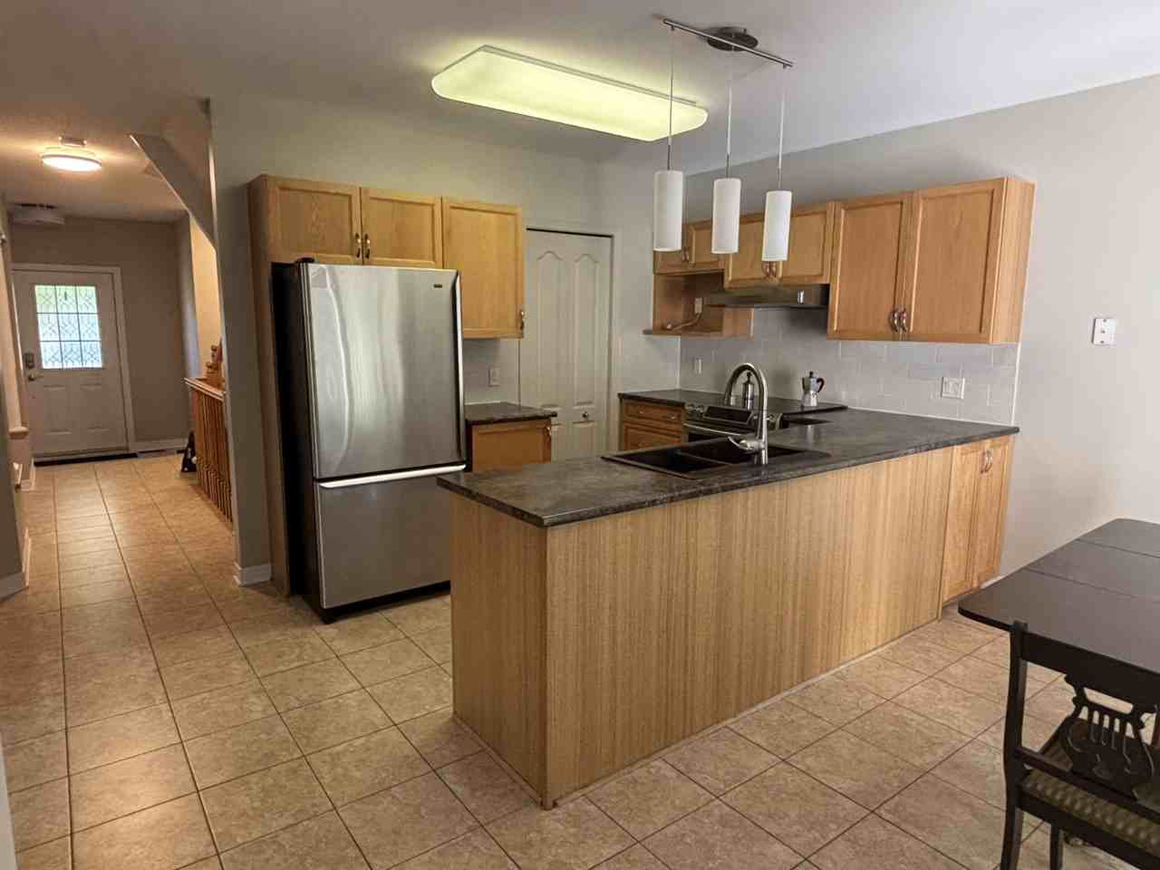 101 Yoho Dr - Photo 2 of 15