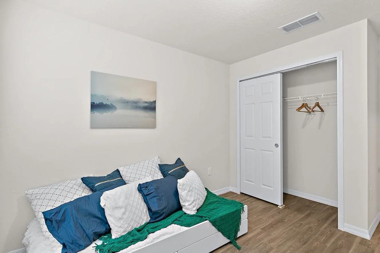 7644 Mailes Ct #201 - Photo 2 of 11