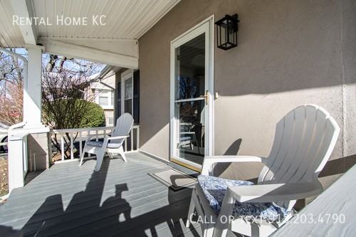 8033 Robinson St - Photo 3 of 20