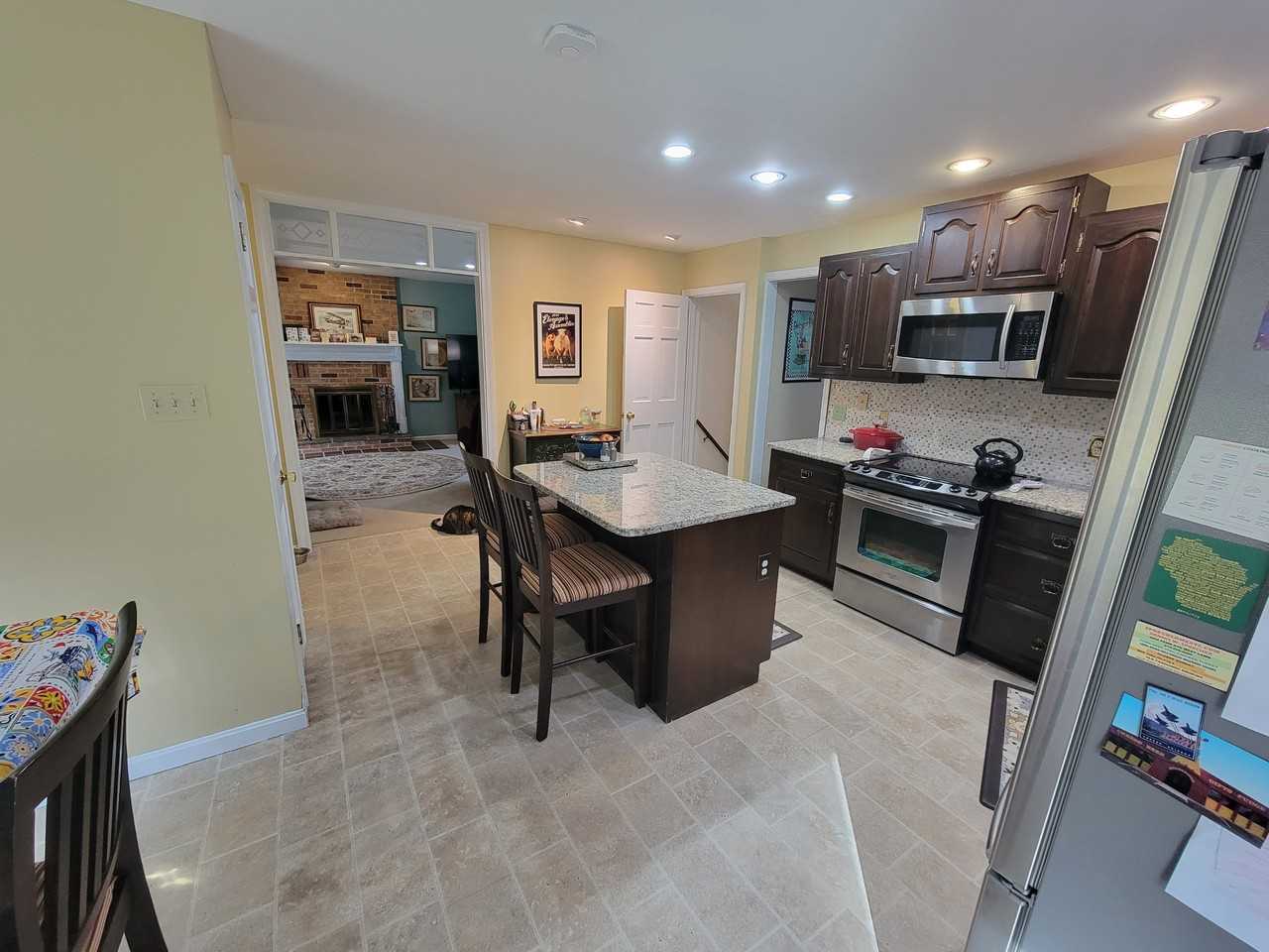 310 4th St #NA - Photo 2 of 20