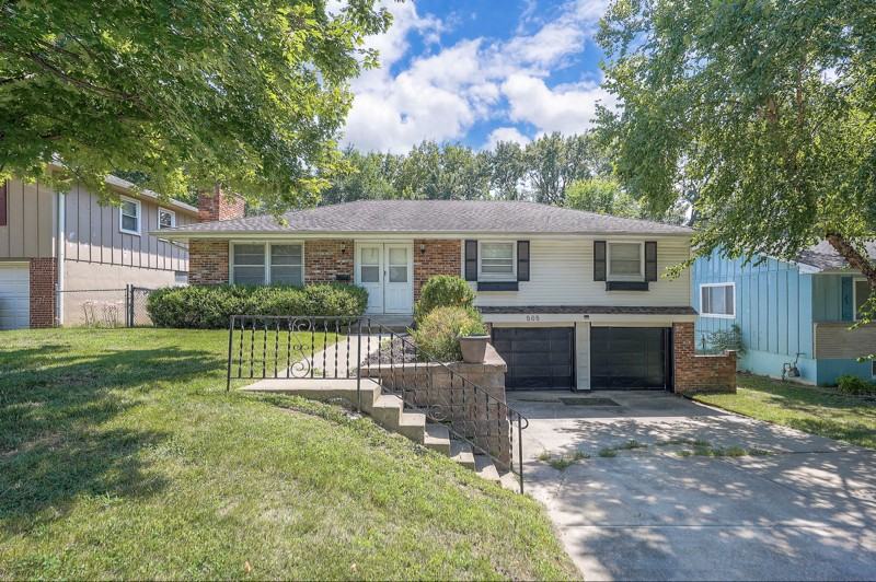 505 East 90th Terrace