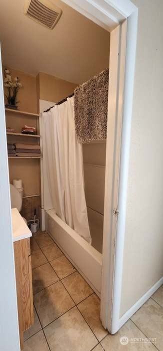 W Cascade Ave #2 - Photo 5 of 8