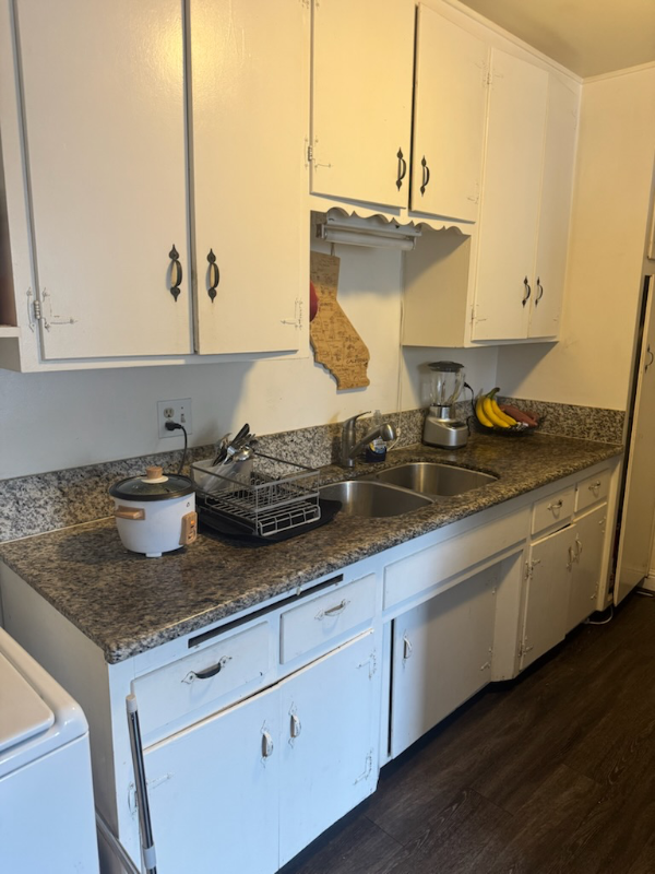 4th Ave #A - Photo 2 of 7