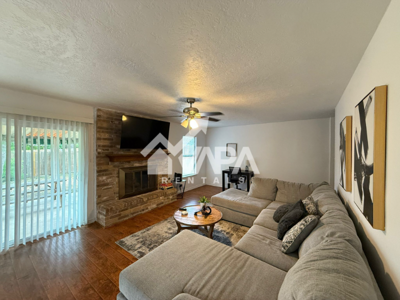 4702 Sunny Grv - Photo 2 of 14