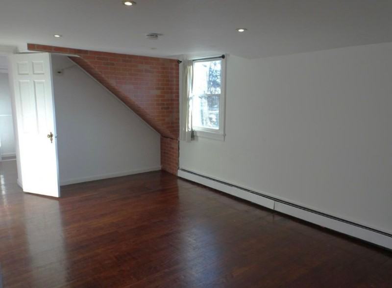 328 Mount Prospect Ave #2