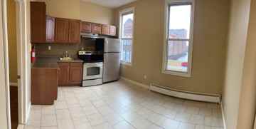 featured image of 15 S 3rd St #3F