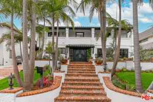 featured image of 322 25th St