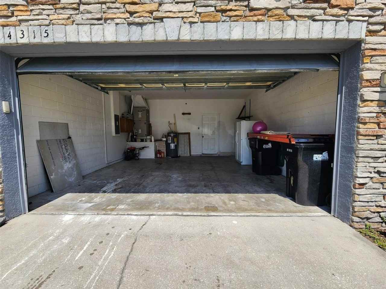 14315 Huntcliff Park Way - Photo 5 of 42