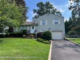 120 Irwin Pl - Photo 1 of 1