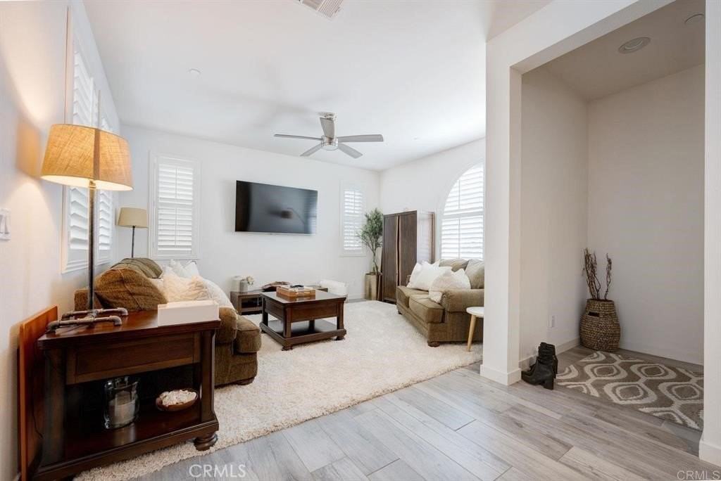 1127 Camino Levante - Photo 2 of 24