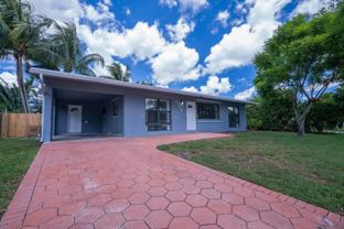 6113 Royal Palm Blvd - Photo 1 of 1